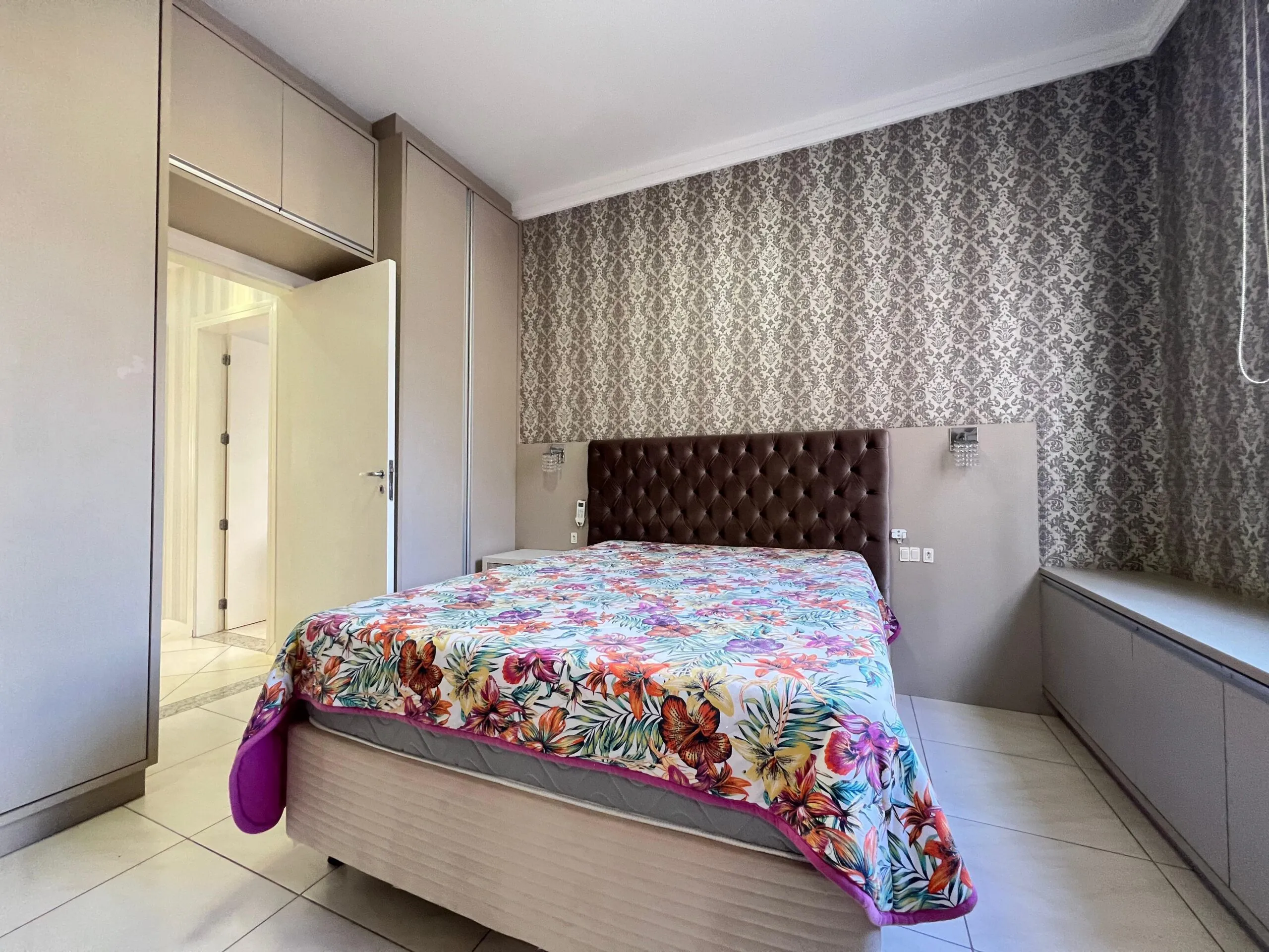 Imagem Apartamento à venda com 130m2 por R$ 2.300.000,00