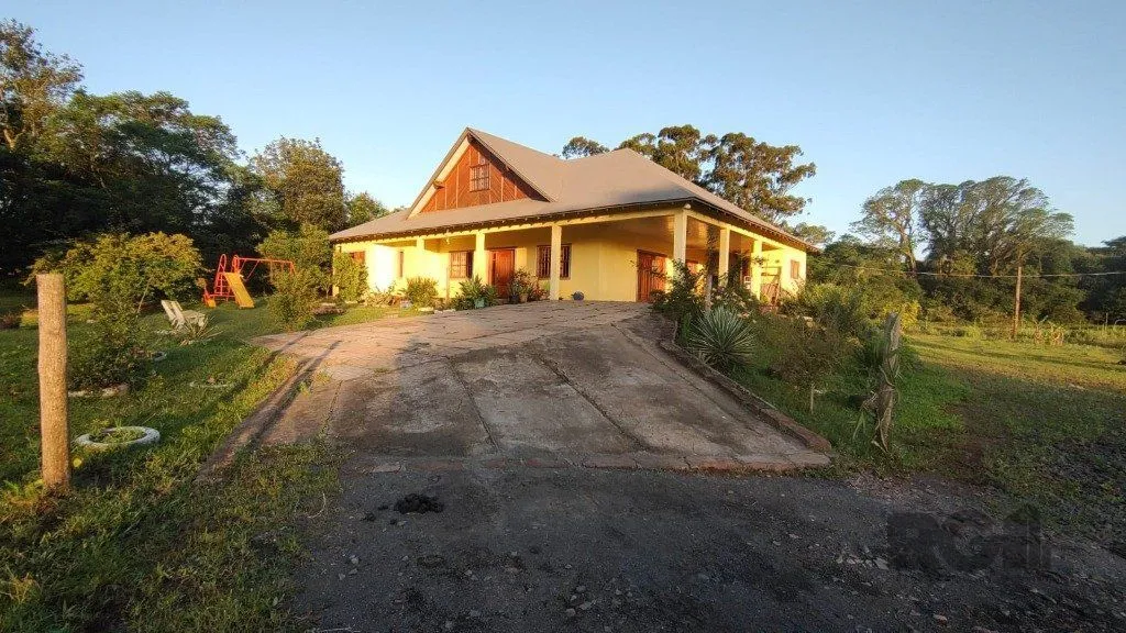 Imagem Sítio para Venda 4 dormitórios em Nova Santa Rita