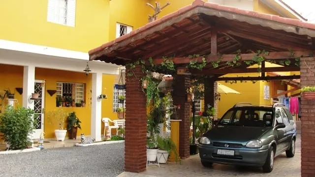 Imagem Casa à venda 4 Quartos, 2 Suites, 6 Vagas, 320M², Carangola, Pindamonhangaba - SP