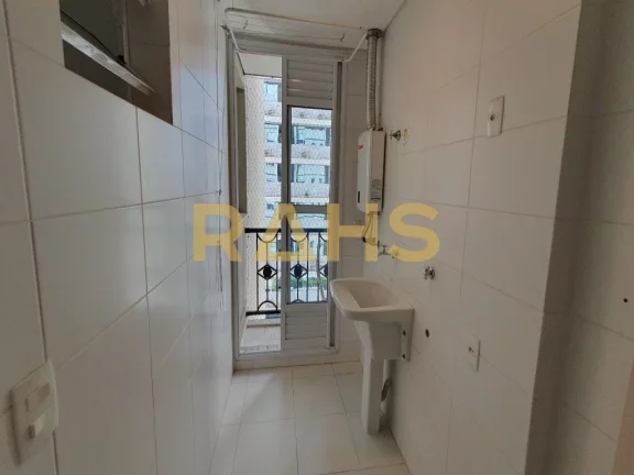 Imagem Ótimo apartamento andar alto, arejado e ótima ventilação com vista para área de preservação p...