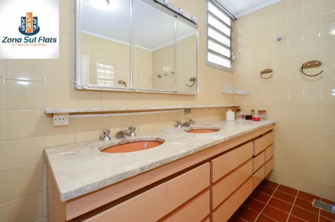 Imagem Apartamento à Venda No Morro dos Ingleses Com 3 Suítes e 2 Vagas