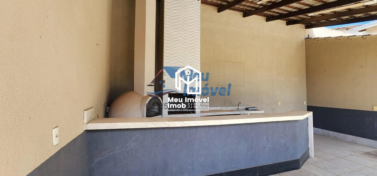 Imagem Casa 4 Quartos 1 Suíte 4 Vagas 300m² Depósito Piscina