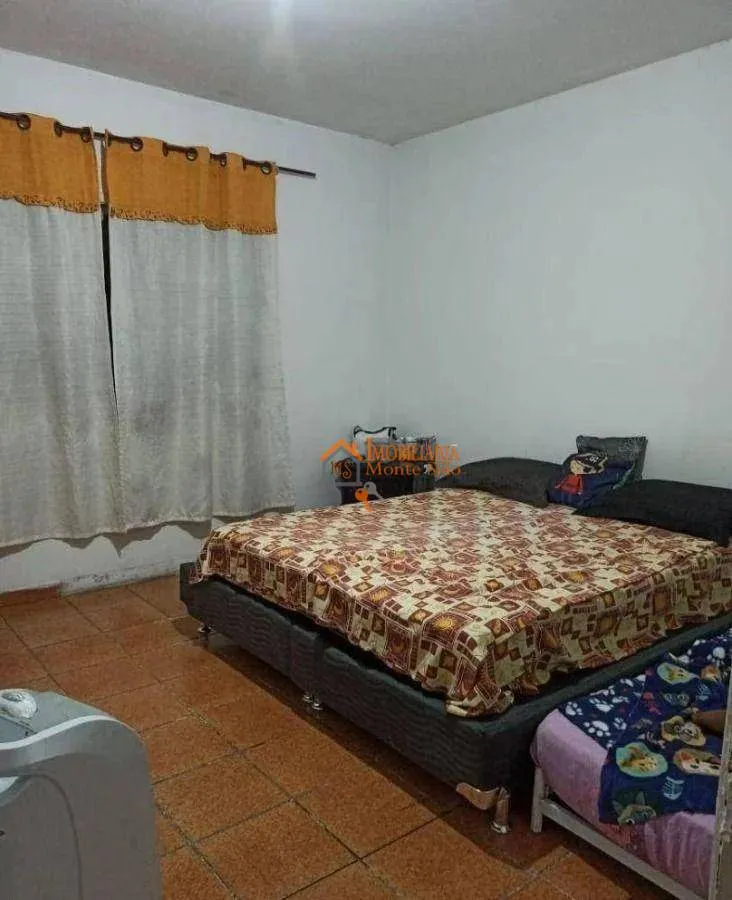 Imagem Casa com 3 dormitórios à venda, 212 m² por R$ 850.000,00 - Cidade Serodio - Guarulhos/SP