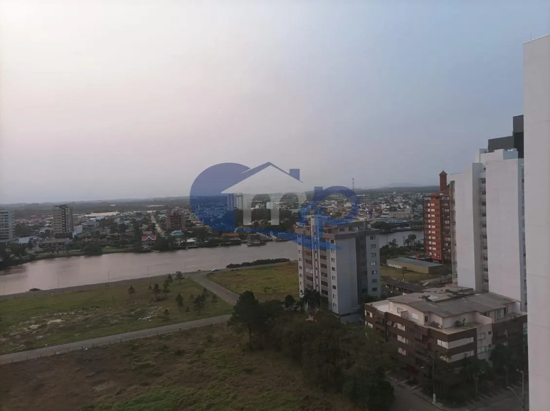 Imagem Apartamento á venda com 2 dormitórios no Predial em Torres/RS