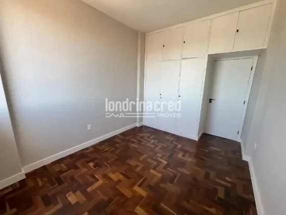 Imagem Apartamento Amplo no Centro de Londrina com 153 m² de Área Útil, 3 Quartos, Suíte e 3 Banheiros em Localização Privilegiada