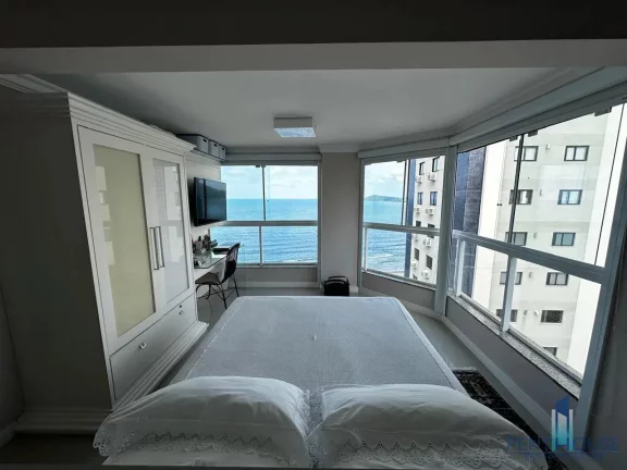 Imagem Apartamento Frente Mar para Venda em Balneário Camboriú, CENTRO, 4 dormitórios, 4 suítes, 5 banheiros, 3 vagas