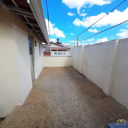 Imagem Casa 3 Quartos a venda na Agapeama em Jundiaí/SP com 5 vagas de garagem