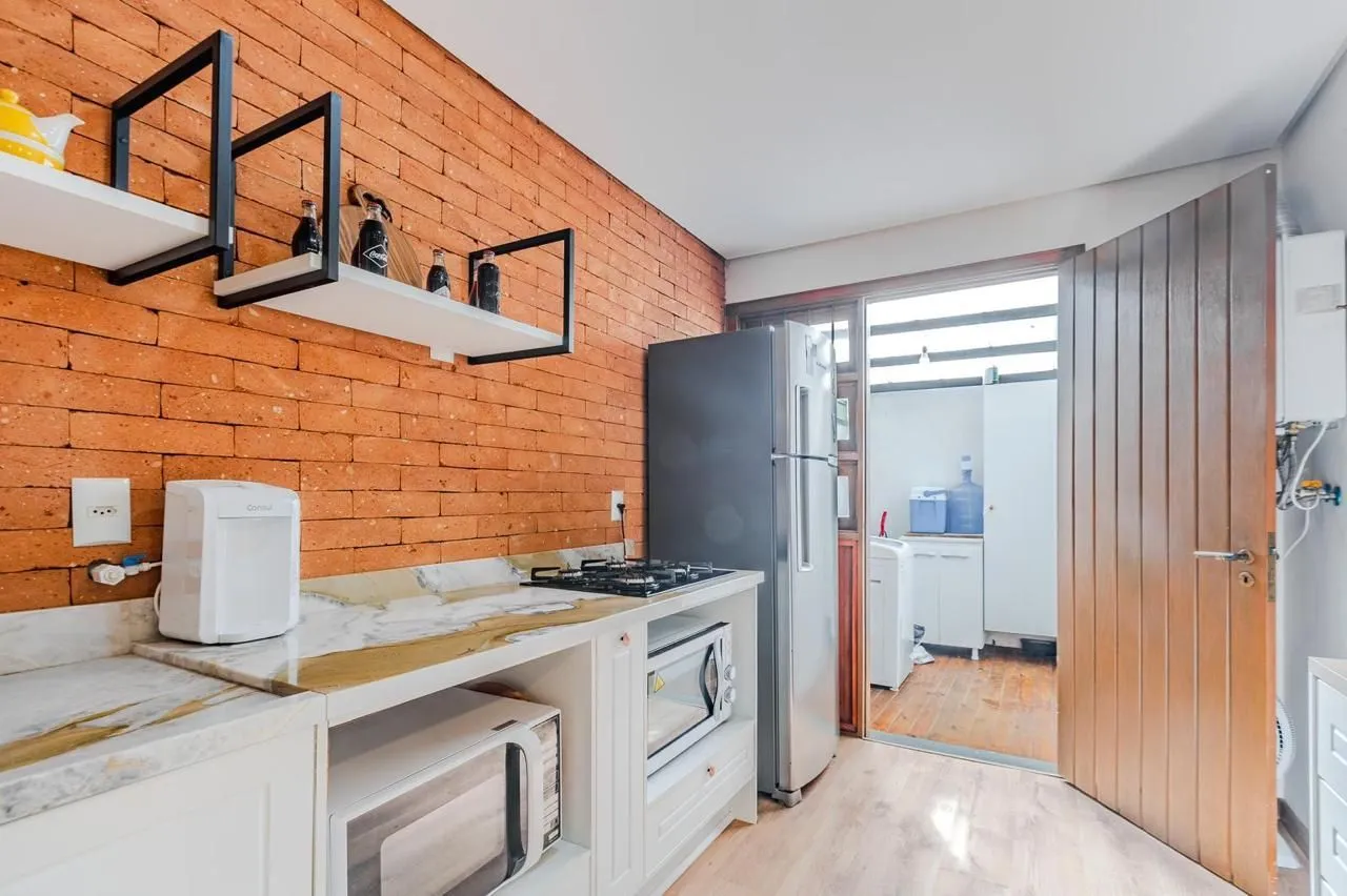 Imagem Casa em condomínio 3 dormitórios e sótão bairro Cristal