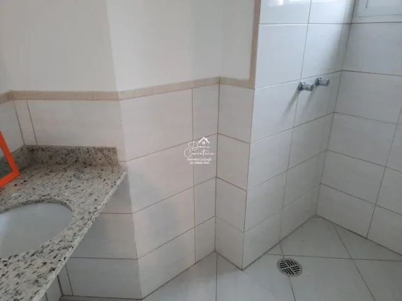 Imagem Apartamento à venda no Guarujá na Praia das Astúrias.
