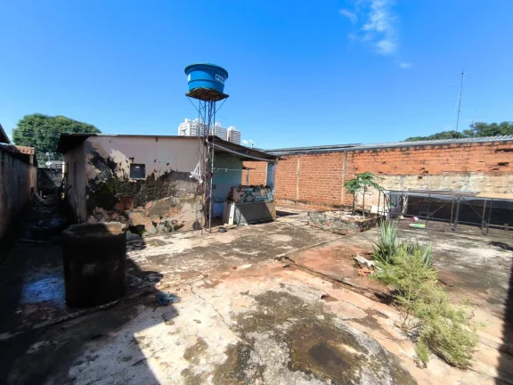 Imagem Casa De 2/4 Com Barracao No Jardim Bela Vista Goiania