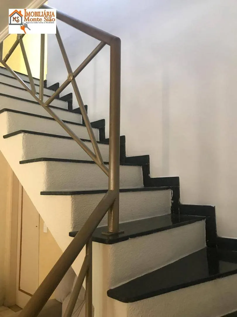 Imagem Sobrado com 3 dormitórios à venda, 190 m² por R$ 625.000,00 - Bela Vista - Guarulhos/SP