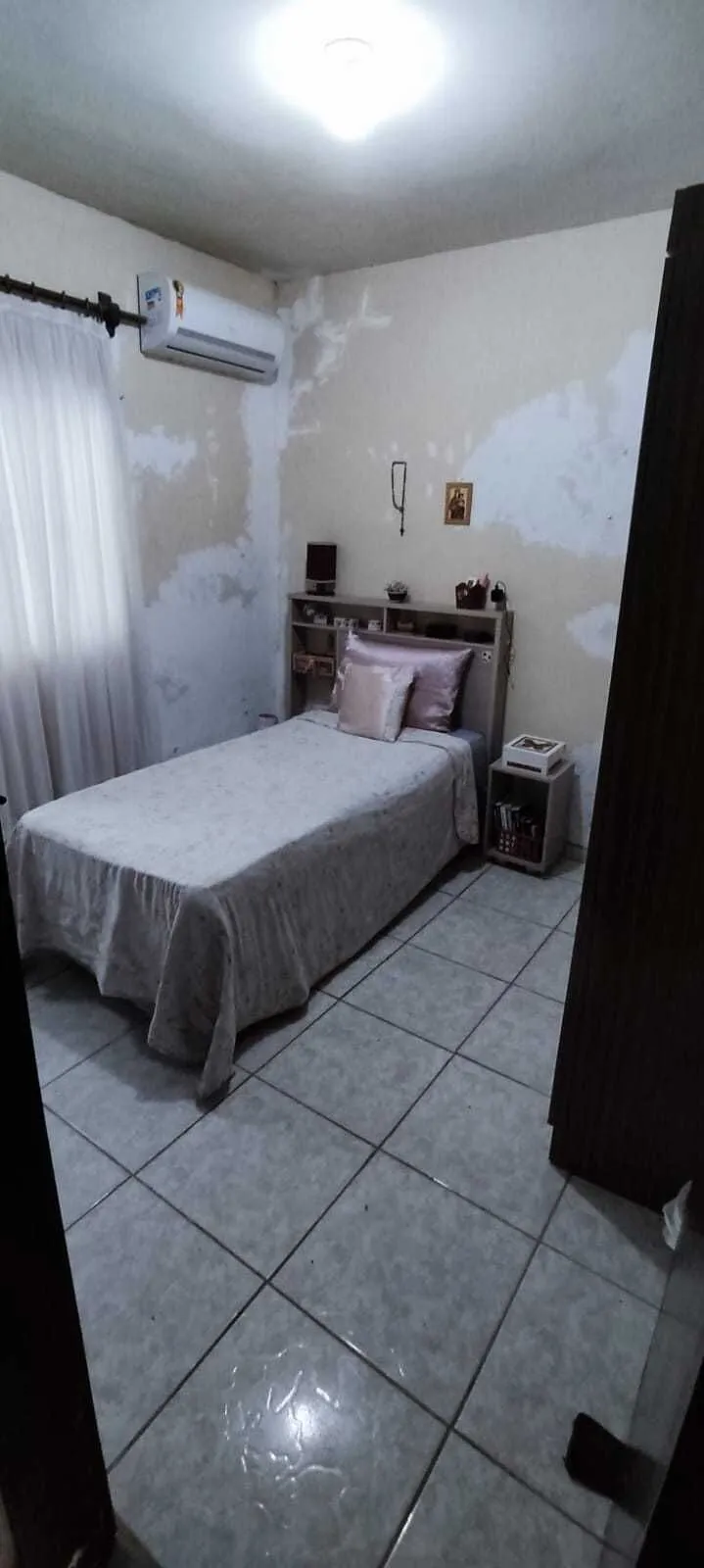 Imagem Casa Duplex à Venda em Itaipu, com 4 Qts, Suíte, 2 Vagas, Quintal - Maravista Niterói