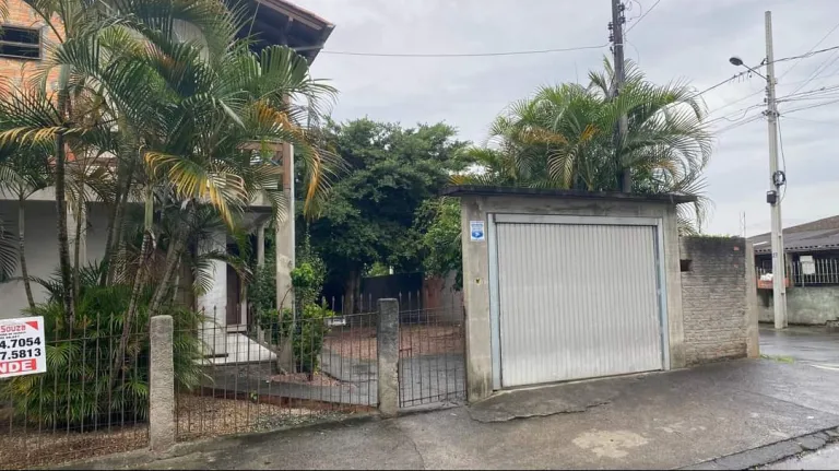 Imagem Casa com 6 Quartos à Venda, 140 m² em São Francisco - Criciúma