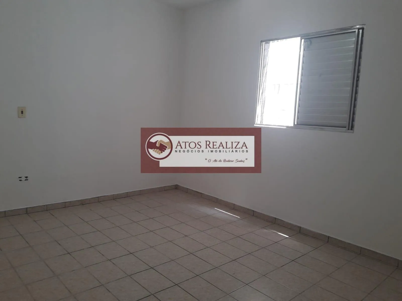 Imagem Casa à Venda no Jardim Guanhembu, SP - 2 Quartos, 2 Banheiros