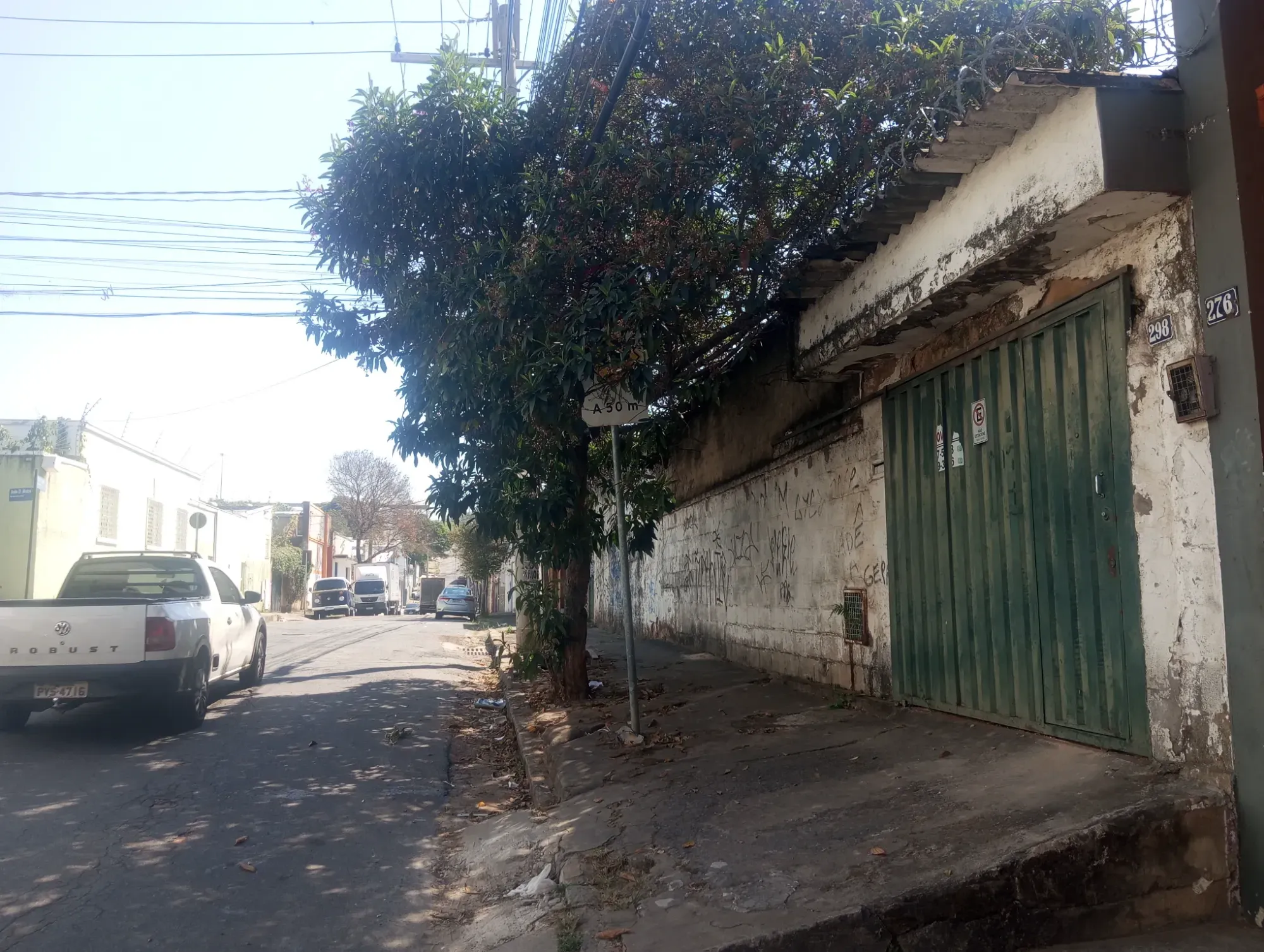 Foto do imóvel: Terreno à Venda, 1.280 m² em Cachoeirinha - Belo Horizonte em Rua Rocha Lagoa, nº 320. Nova Cachoeirinha, Belo Horizonte - MG