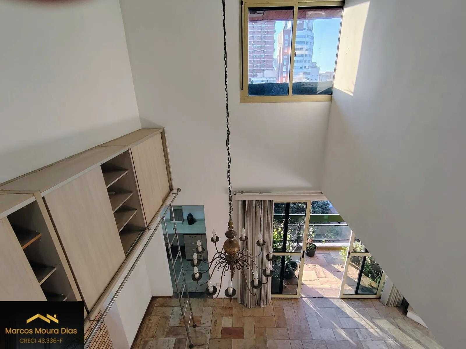 Imagem Apartamento Duplex com 2 Suítes e 2 Vagas de Garagem. Edifício com Lazer Completo em Pinheiros perto do metrô