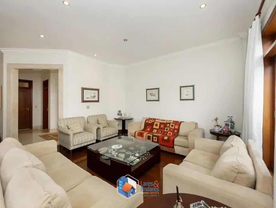 Imagem Sobrado para venda em Morumbi com 4 quartos, sendo 4 suítes, 600m²