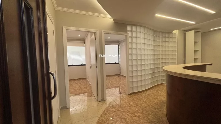 Imagem Conjunto Comercial de Alto Padrão para Locação na Bela Vista, São Paulo-SP: 3 Salas, 1 Vaga de Garagem, 62m².