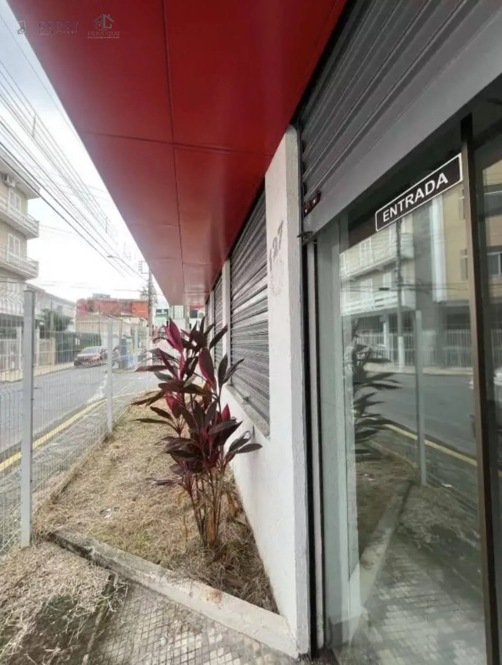 Imagem Ponto Comercial Amplo para Locação no Centro de Guaratinguetá