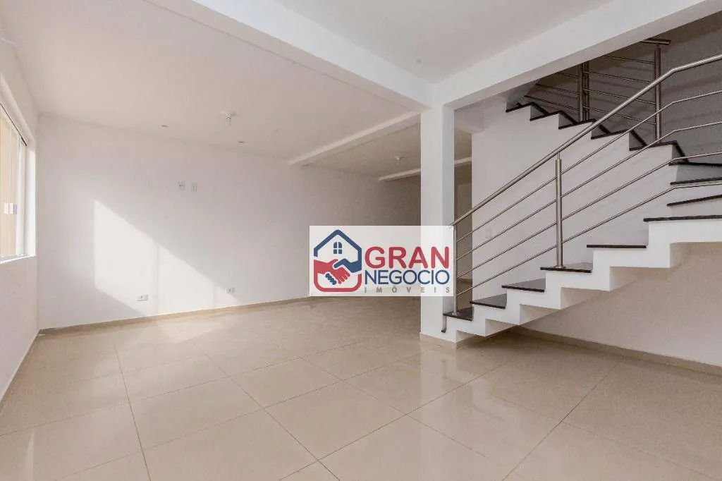 Imagem Amplo triplex no Pilarzinho
