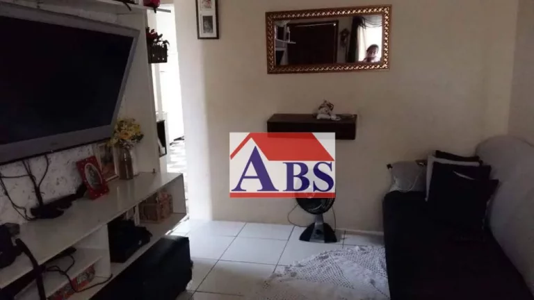 Imagem Casa com 2 dormitórios à venda, 69 m² por R$ 245.000,00 - Piratininga - Santos/SP
