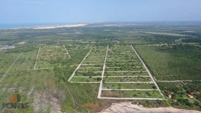 Imagem Terreno em Condomínio a Venda no bairro Centro - Cascavel, CE
