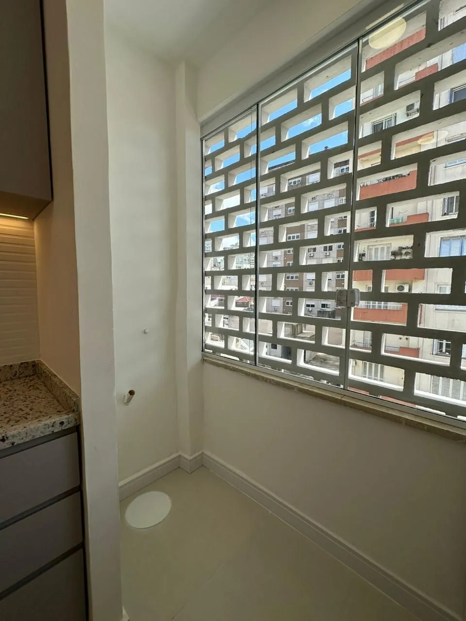 Imagem Apartamento Reformado por Arquiteta | 2 Dormitórios | 59,84m² | Cidade Baixa