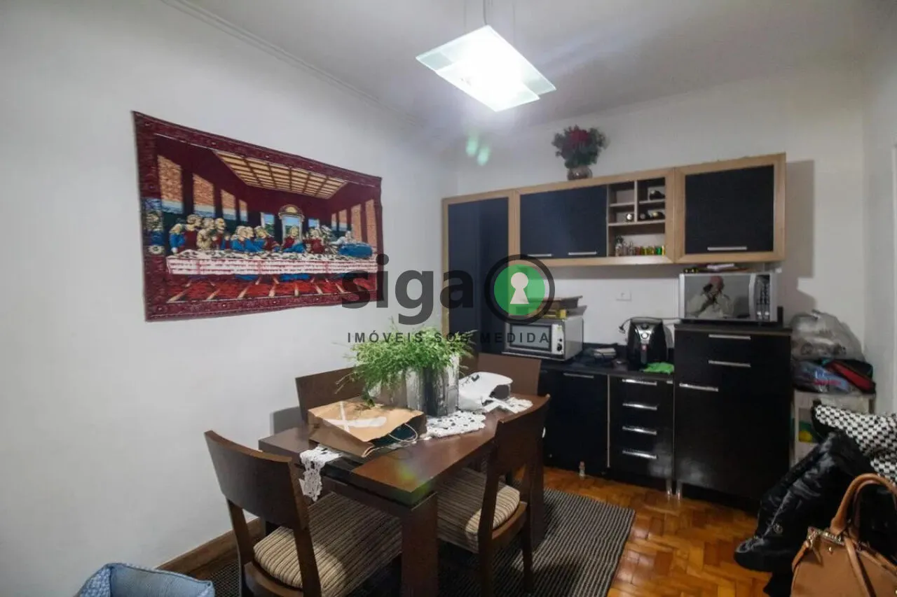 Imagem Casa no Jardim Petrópolis com 2 Quartos em Bairro Tranquilo e Bem Localizado.