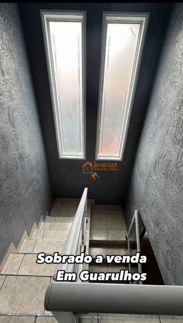 Imagem Sobrado com 2 dormitórios à venda, 216 m² por R$ 630.000,00 - Jardim Monte Carmelo - Guarulhos/SP