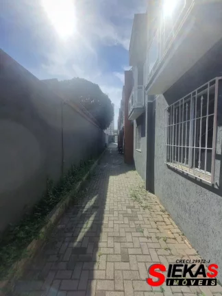 Imagem Casa em Condomínio à Venda em Itaquera, São Paulo-SP: 2 Quartos, 1 Sala, 1 Banheiro, 1 Vaga, 70m². Imperdível!
