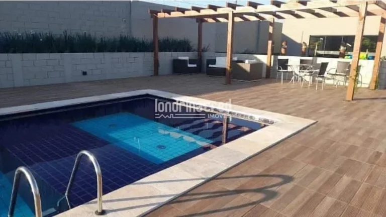Imagem Casa em Condomínio Fechado na Zona Norte | 2 Quartos, Área Gourmet, 2 Vagas | Recém-Pintada | Lazer Completo com Piscinas e Mais