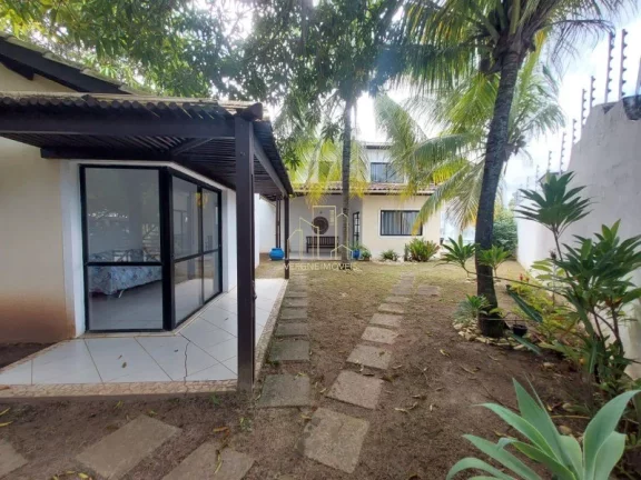 Imagem Casa em Condomínio: 4 Quartos, 3 Suítes, 3 Salas em Piatã, Salvador-BA - 230m² de Pura Elegância e Conforto!