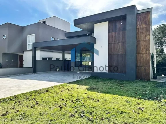 Imagem Casa ZERO KM com 5 suítes, piscina, jacuzzi e gourmet!