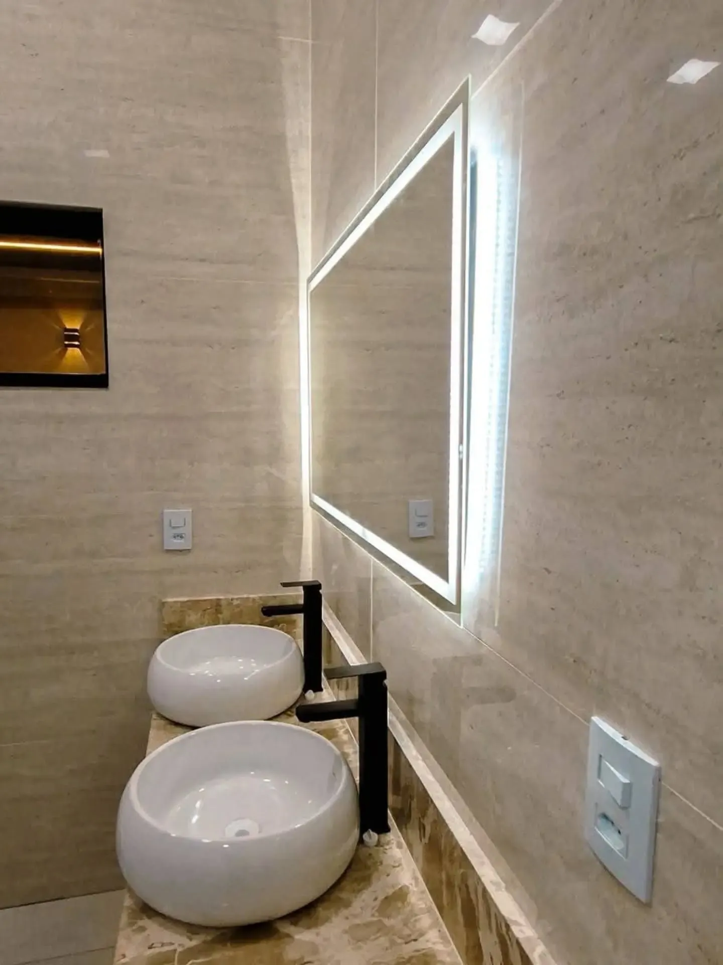 Imagem Casa 3 Suites Sozinha No Lote Na Vila Brasilia Possibilidade De Zero De Entrada