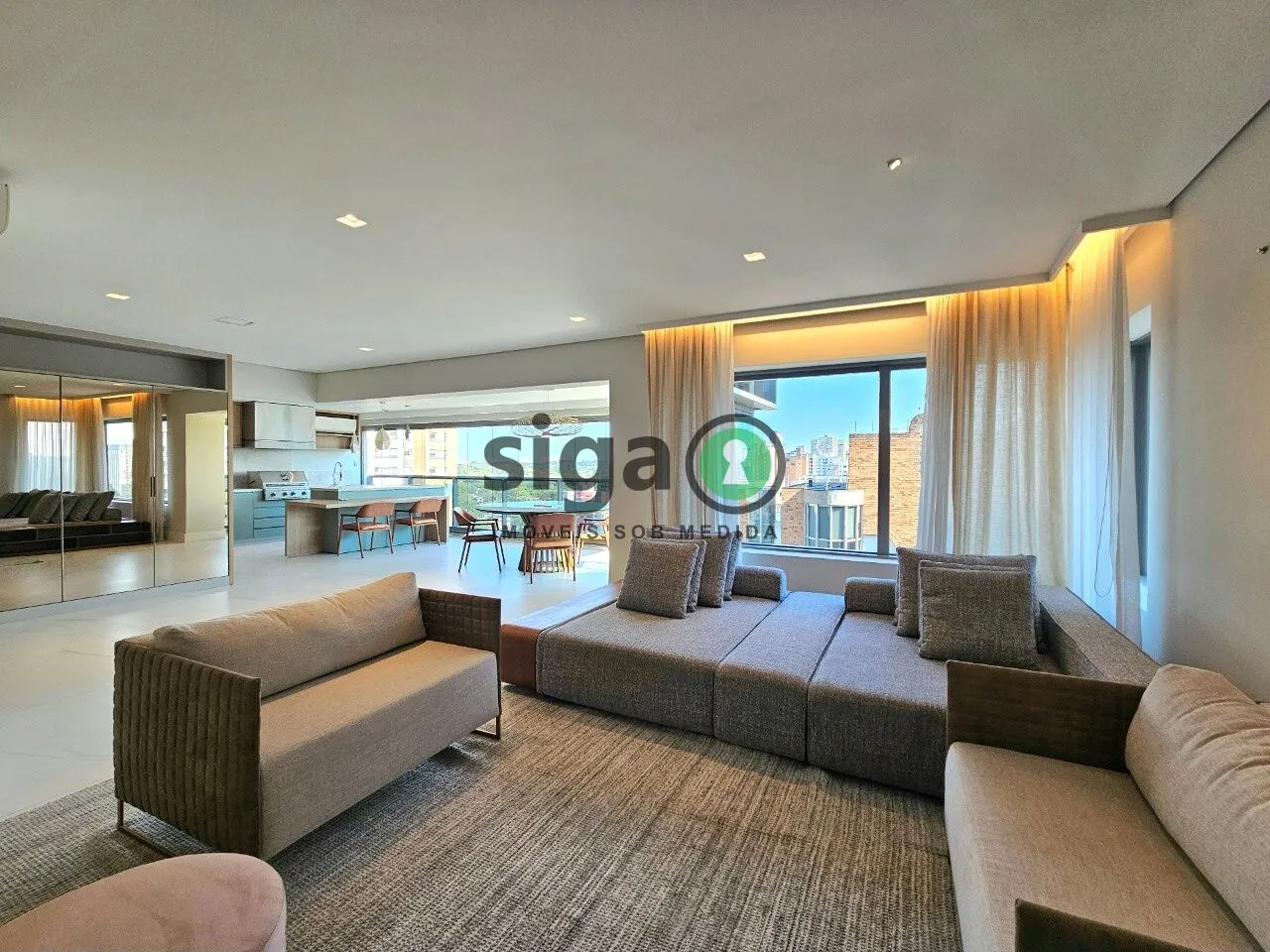Imagem Apartamento à venda - 192 m², 2 suítes, 4 vagas - Campo Belo - São Paulo/SP