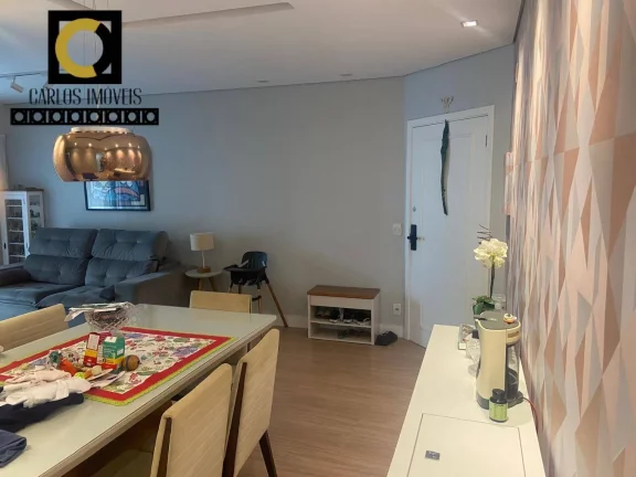 Imagem Apartamento de 3 dorm. com sacada em vidros e rico em armários planejados