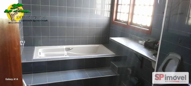 Imagem SOBRADO 367M², 3 PISOS, 3 DORMS, 2 SUITES, 4 VAGAS NO JD LEONOR M. BARROS