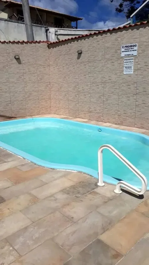Imagem Casa em Condomínio para Venda em Cabo Frio / RJ no bairro Peró