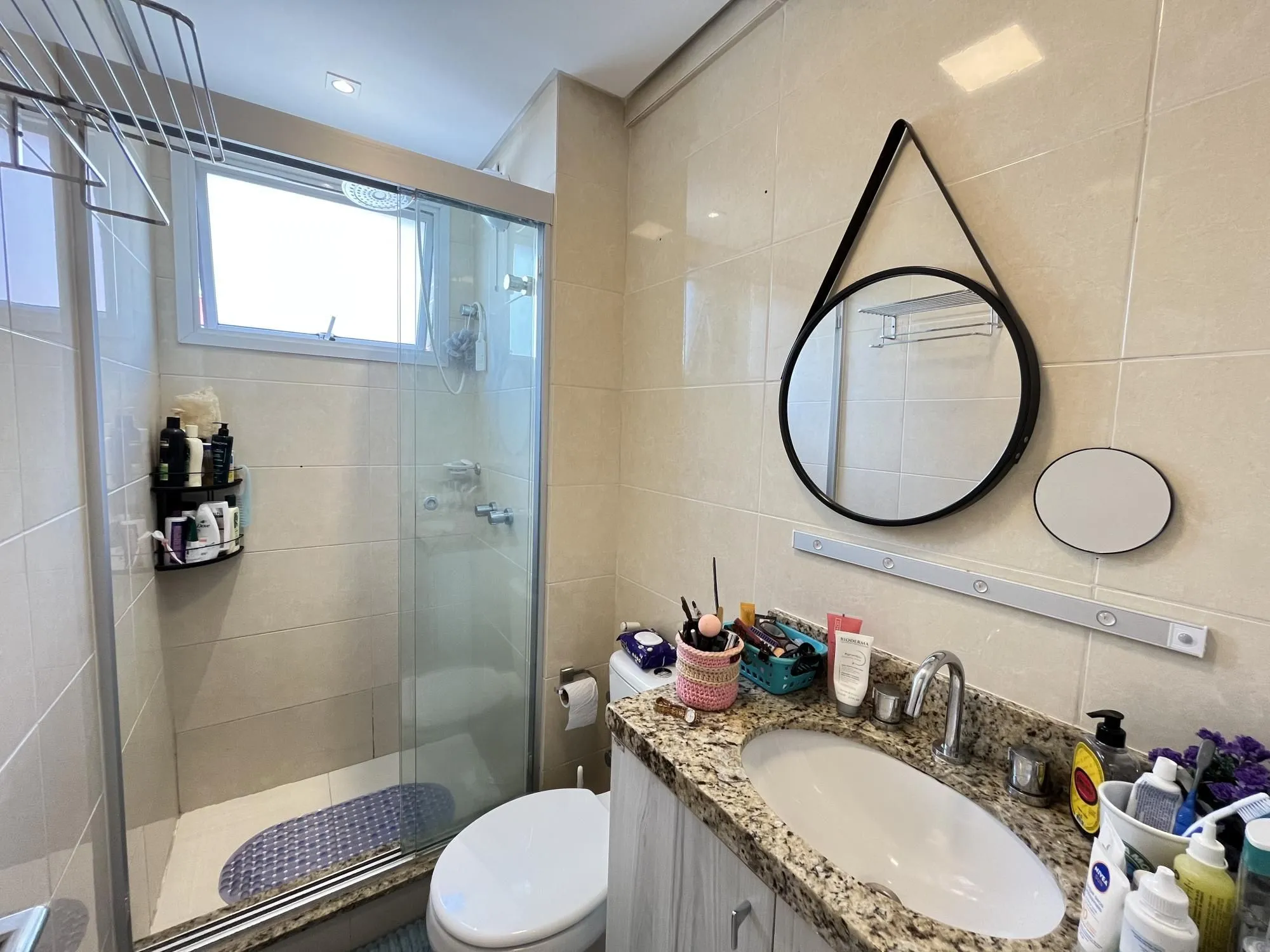 Imagem Apartamento de 2 quartos, suíte e 1 vaga de garagem no bairro Santana em POA/RS