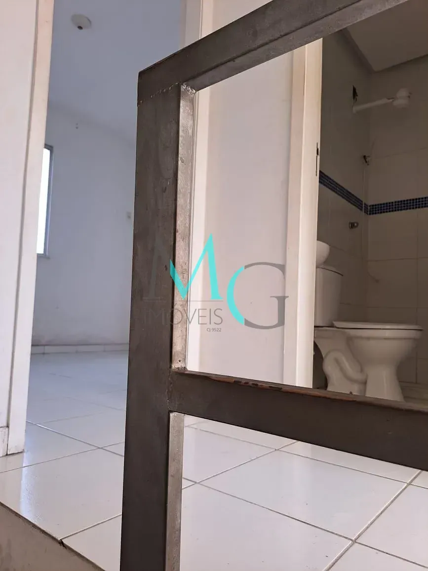 Imagem Casa Geminada de 2 Quartos no Condomínio das Laranjeiras - Santíssimo: Conforto e Segurança em Excelente Localização