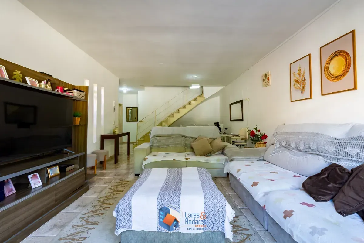 Imagem Sobrado para venda em Vila Nova Caledônia com 3 quartos, sendo 1 suíte, 168m²