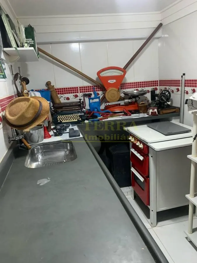Imagem Terreno com 2 Casas, 6 Dormitórios à Venda - Jardim Roberto, Osasco/SP