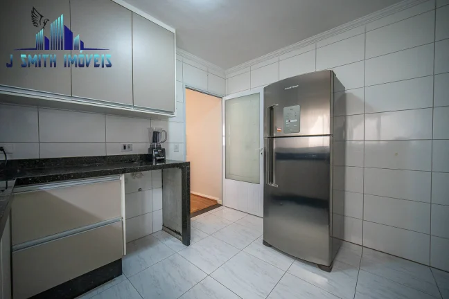 Imagem LINDA CASA COM CORREDOR LATERAL, 3 VAGAS, 3 DORMS, 1 SUÍTE. QUINTAL