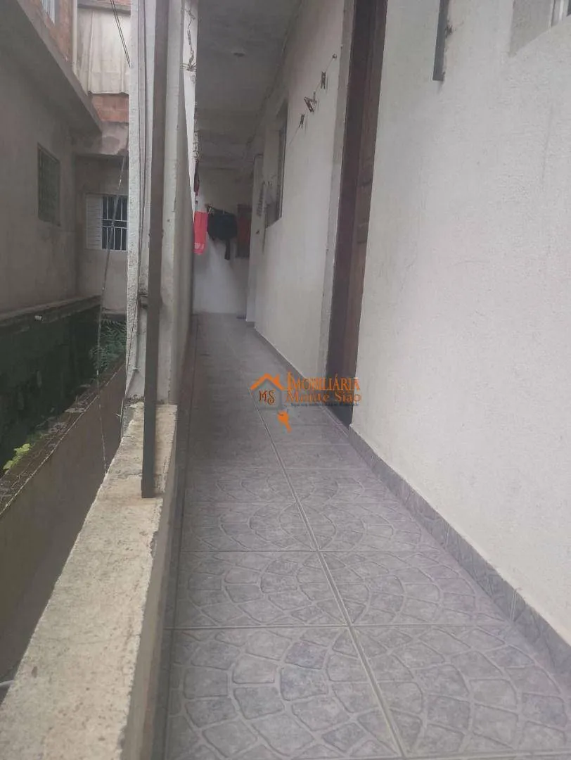 Imagem Sobrado com 5 dormitórios à venda, 250 m² por R$ 530.000,00 - Taboão - Guarulhos/SP