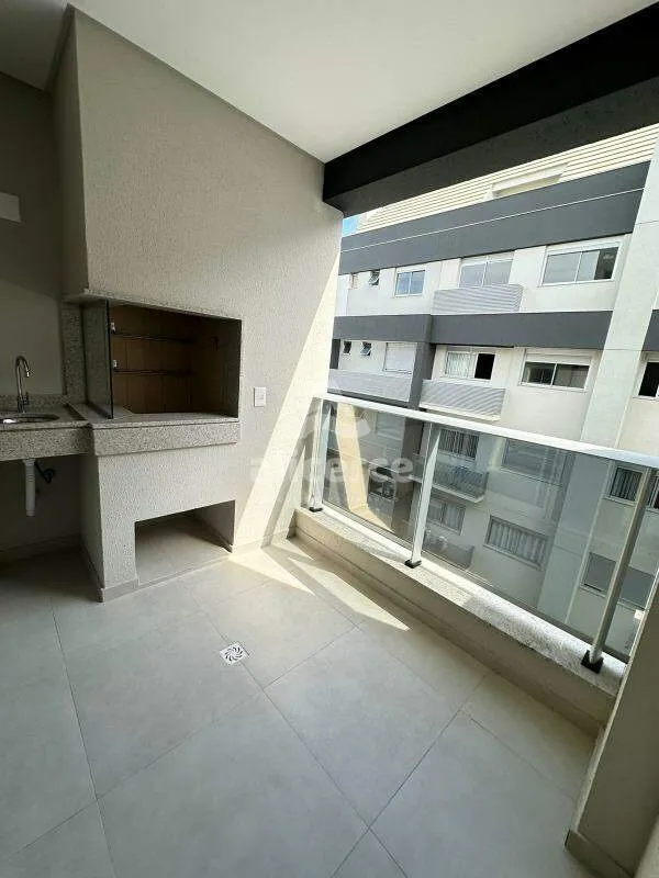 Imagem Apartamento Duplex à venda com 2 quartos 1 suíte, 111,55m² em Canto Florianópolis