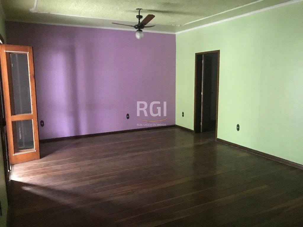Imagem Cobertura para Venda - 456.37m², 3 dormitórios, sendo 1 suites, 2 vagas - Glória
