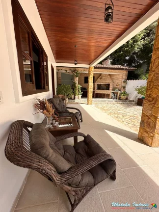 Imagem Casa espetacular em condomínio fechado