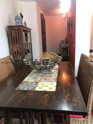 Imagem Sobrado para Venda em São Paulo, Vila Carrão, 5 dormitórios, 3 suítes, 4 banheiros, 3 vagas