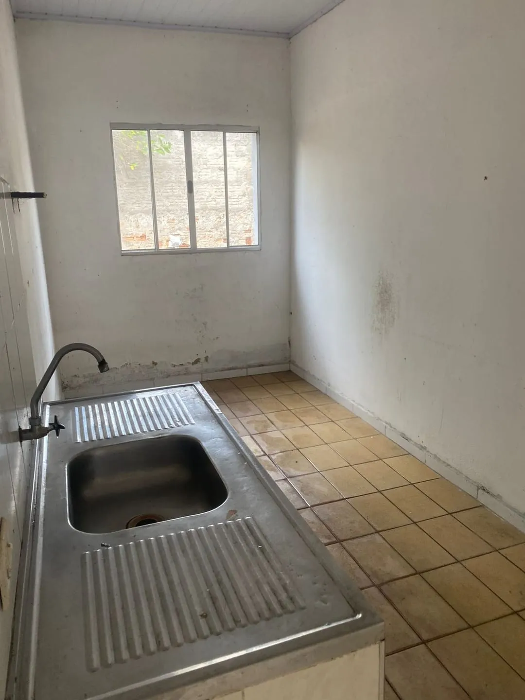 Imagem Comercial à venda e locação 300M², Moreira César, Pindamonhangaba - SP