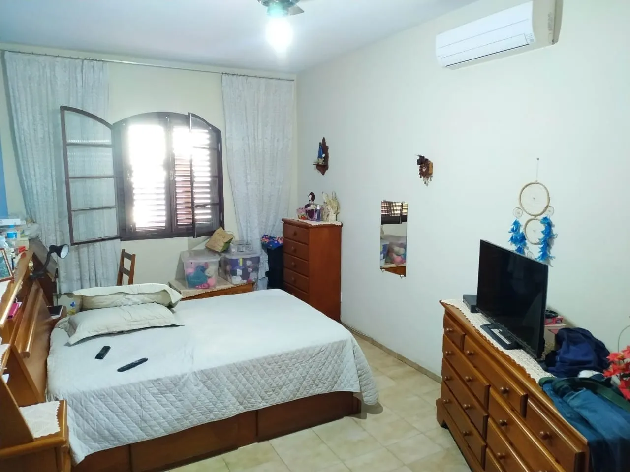Imagem Casa à venda 3 Quartos, 1 Suite, 2 Vagas, 305M², Vila Bourghese, Pindamonhangaba - SP